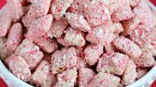 Peppermint Bark Puppy Chow