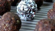 Peppermint Cocoa Bites