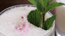 Peppermint Eggnog Punch