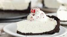 Peppermint White Chocolate Mousse Pie