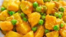 Potato Curry with Peas