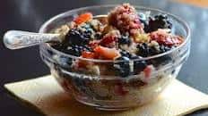 Quinoa Berry Breakfast Bowl