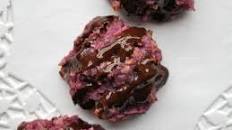 Raspberry Dark Chocolate Macaroons Recipe