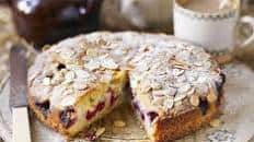 Raspberry bakewell cake