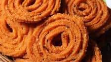 Rava Murukku Recipe | Rava Chakli Recipe | Sooji Chakli