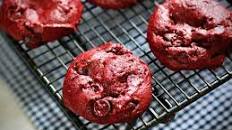 Red Velvet Chocolate Chip Cookies