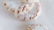 Ricciarelli, Italian Almond Christmas Cookies (Gluten-Free)