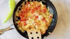 Scrambled Eggs with Tomatoes