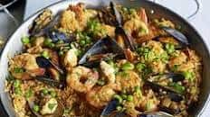 Seafood paella