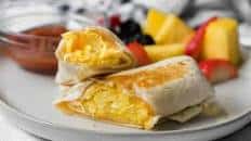 Simple Cheesy Breakfast Burritos