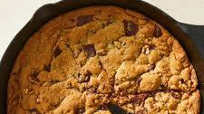 Skillet Chocolate Chip Cookie