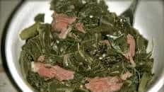 Southern Collard Greens Recipe w/ Smoked Turkey Legs (soul food style)