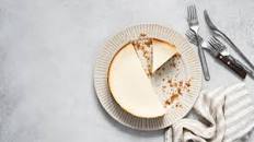 Spiced Eggnog Cheesecake with Gingersnap Crust
