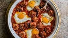 Spiced sausage & egg breakfast skillet