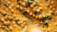 Steph's Chickpea Curry with Spinach and Rice