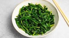 Stir-Fried Spinach With Garlic