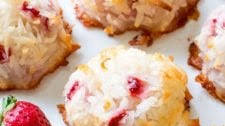 Strawberry Coconut Macaroons