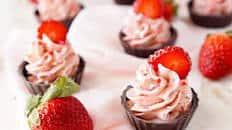 Strawberry Mousse Cups