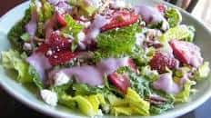 Strawberry Spinach Salad With Yogurt Dressing