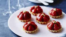 Strawberry and champagne tarts