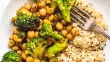 Teriyaki Broccoli Chickpea Stir Fry