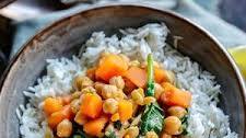 Thai Sweet Potato & Chickpea Green Curry