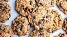 The Best Oatmeal Raisin Cookies