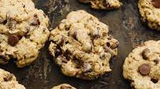 Vegan Oatmeal Chocolate Chip Cookies