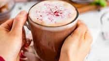 Vegan Peppermint Hot Chocolate - Quick & Cozy