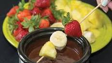 White Chocolate-Raspberry Fondue