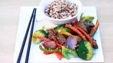 Beef and vegetable stir fry with quinoa