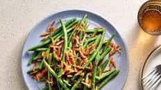 Haricots Verts Amandine (French-Style Green Beans With Almonds)