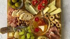 How to Make the Perfect Italian Antipasto Platter