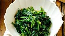 Japanese Spinach Salad with Sesame Dressing (Gomaae)