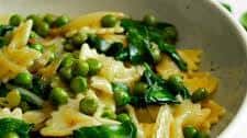 Peas and Spinach Pesto Pasta