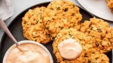 Salmon Patties with Spicy Aioli