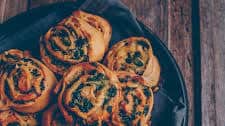 Spinach rolls