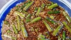 Steamed Asparagus With Ginger Garlic Sauce