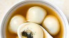 Tang Yuan (Chinese Glutinous Rice Balls with Black Sesame Filling)