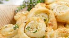 Tender Garlic Puff Pastry Pinwheels