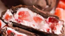 Chocolate Strawberry Yogurt Clusters (Viral Recipe!)