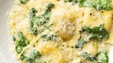 Creamy Pesto Ravioli