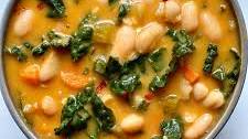 Creamy White Bean and Kale Soup