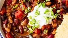 EASY THREE BEAN CHILI RECIPE (VEGAN)