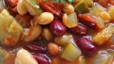 Hearty 3 Bean Vegetarian Chili