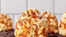 Moist Salted Carmel-Filled Chocolate Cupcakes