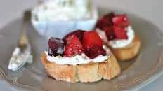 Roasted Beets and Goat Cheese Crostini