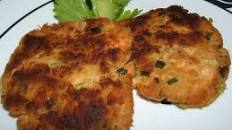 Salmon Cakes With Lemon - Herb Mayonnaise
