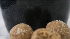 Sesame & Oat Energy Balls