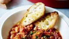 Smoky pork & Boston beans one-pot